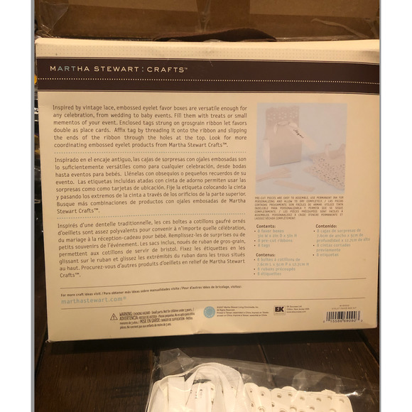 NWT MARTHA STEWART CRAFTS WHITE EMBOSSED FAVOR BOXES KIT OF 8 - Picture 5 of 7